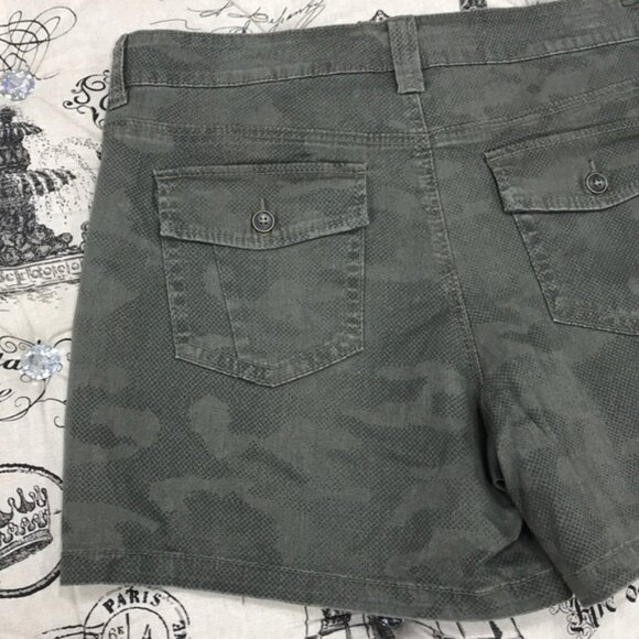 SUPPLIES BY UNION BAY Alix Stretch Twill Shorts - Picture 8 of 9